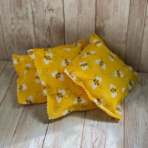 ⤵️🆕 Mini Pillows Honey Bee | farmhouse| Shelf/Tiered Tray/Basket set 🐝 - Picture 12 of 16